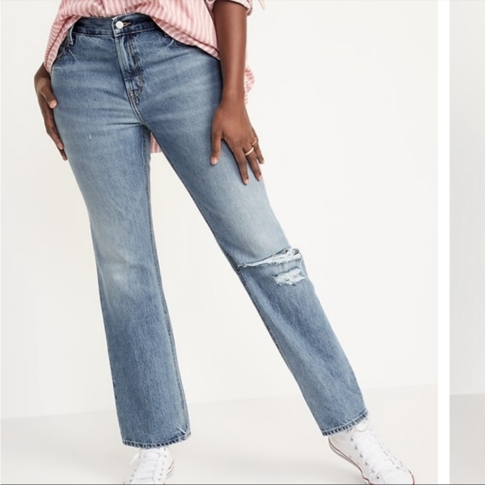 Old navy Low rise bootcut jeans size 12